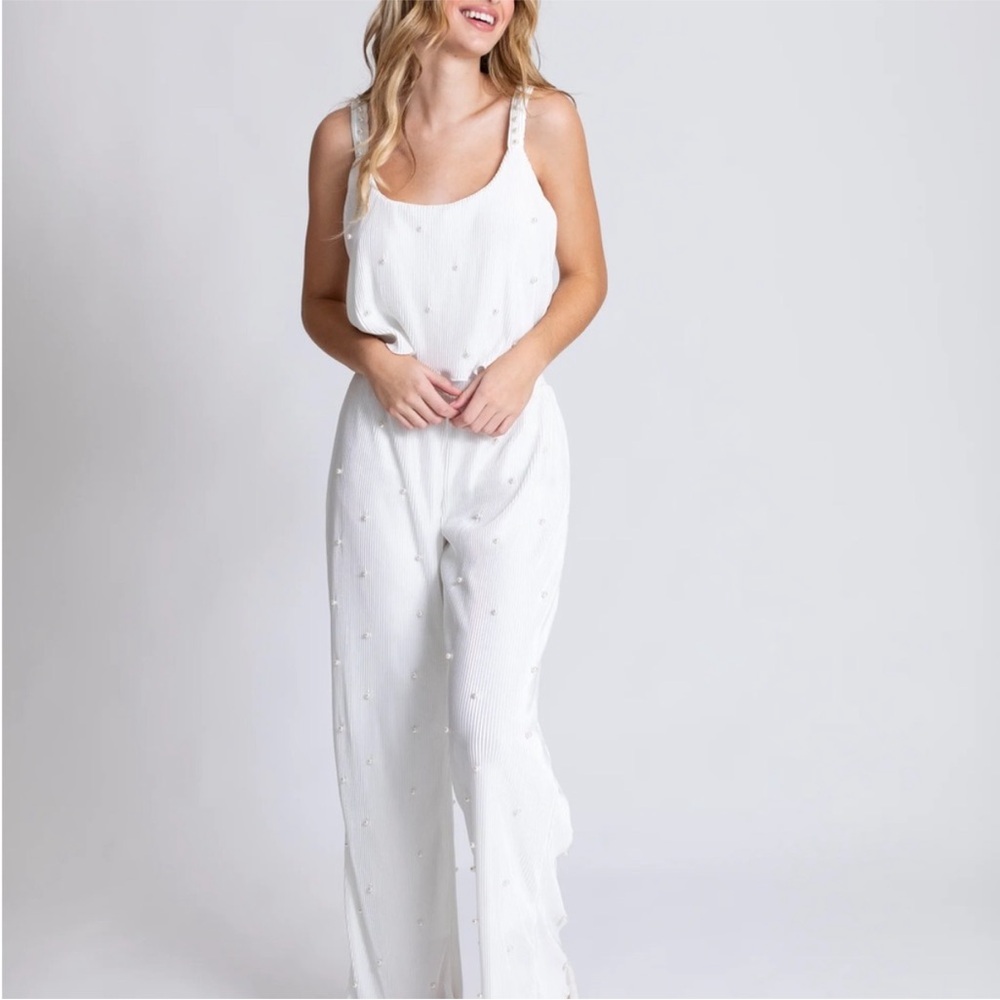 Waverles White Pearl Pajama Set